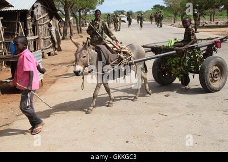 Kenyan soldiers, as part of the African Union Mission in Somalia, go on ...