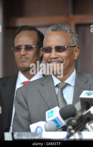 President Abdirahman Farole of Puntland  speaks to the press after a meeting with the Special Representative of the United Nations Secretary-General, Nicholas Kay, on July 13. The trip was Kay's first to the region since having taken on the role. AU UN IST PHOTO / TOBIN JONES. Stock Photo