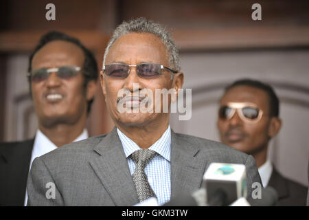 President Abdirahman Farole of Puntland  speaks to the press after a meeting with the Special Representative of the United Nations Secretary-General, Nicholas Kay, on July 13. The trip was Kay's first to the region, since having taken on the role. AU UN IST PHOTO / TOBIN JONES. Stock Photo