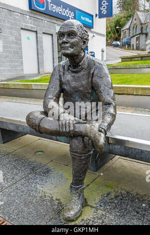 'Sore Feet', a sculpture by David Annand, marking the end of the West Highland Way, Gordon Square, Fort William, Scotland, UK. Stock Photo