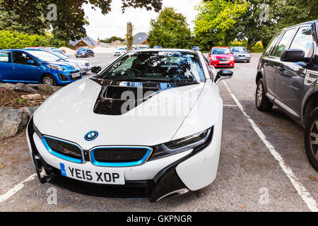 BMW i8 sports car plug-in hybrid sports cars developed by BMW vehicle parked supercar electric fuel economy Concept Vision UK Stock Photo