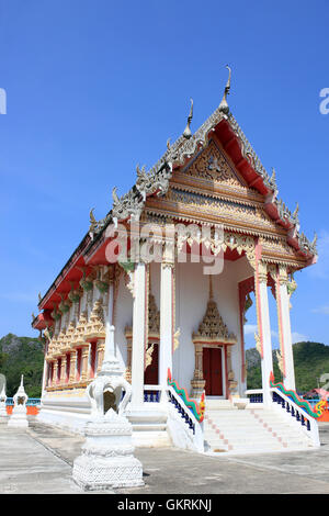 Traditional Buddhist Temple at Ban Bang Pu Village, Khao Sam Roi Yot N.P. Thailand Stock Photo