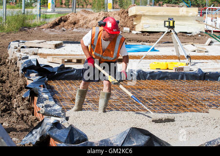 New affordable homes being built by Redrow in the Lancashire village of Bucksaw, near Chorley, UK Stock Photo