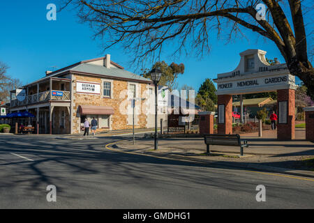 The German Arms hotel in Hahndorf's main street, in South Australia's picturesque Adelaide Hills. Stock Photo