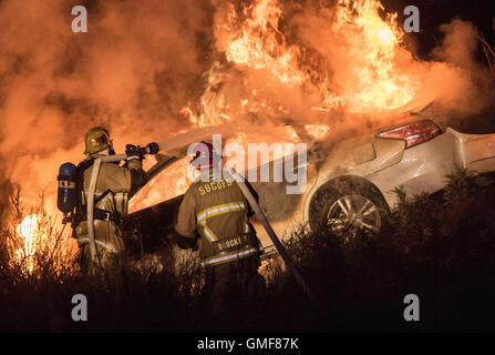 Huntington Beach, California, USA. 26th Aug, 2016. A suspect who shot a Huntington Beach Police officer during a pursuit dead after losing control of his vehicle on the Northbound 15 Freeway at Cleghorn Road around 1:30 a.m. Friday morning August 26, 2016 in San Bernardino County. Credit:  Kevin Warn/ZUMA Wire/Alamy Live News Stock Photo