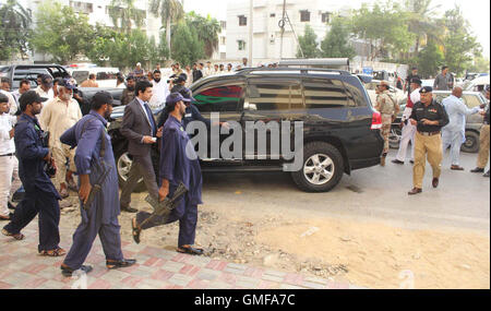Pakistan. 26th August, 2016. Views of venue after attack on PTI leaders Faisal Vawda and Imran Ismail, nearby Punjab Chowrangi in Karachi on Friday, August 26, 2016. Both the leaders were attacked near Punjab Chowrangi but remained unharmed as their vehicle was bullet- proof. Both were on the way after returning from the National Accountability Bureau (NAB) office. Credit:  Asianet-Pakistan/Alamy Live News Stock Photo