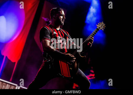 Milan, Italy. 26th Aug, 2016. Sum 41 performs live at Carroponte in Milano, Italy, on August 26 2016 Credit:  Mairo Cinquetti/Alamy Live News Stock Photo