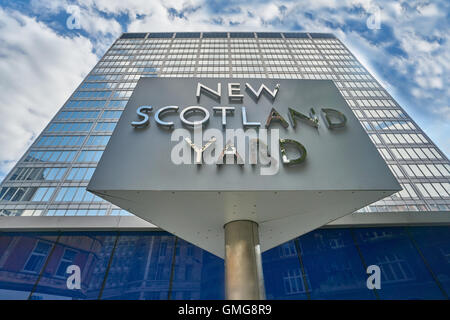 New Scotland Yard,  Metropolitan Police London Stock Photo