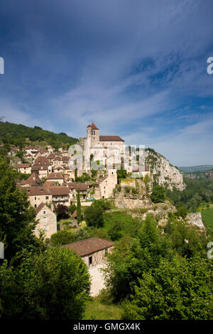 Historic clifftop village tourist attraction, St Cirq Lapopie, Lot, Midi Pyrenees, France, Europe Stock Photo