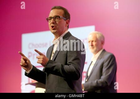 Leadership contender Owen Smith (right) during a debate with Labour leader Jeremy Corbyn in front of an audience of party members at the Scottish Exhibition and Conference Centre in Glasgow. Stock Photo