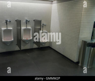 toalett, kakel, mosaik, urinoar, barn,soptunna, vuxen, toilet, tiles, mosaics, urinal, child, garbage, adult, Stock Photo