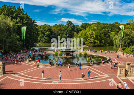 NEW YORK, USA - AUGUST 17, 2016: Unidentified people by Bethesda fountain in Central Park in New York. Fountain was creted in 18 Stock Photo