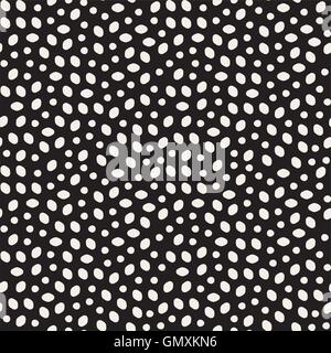 Vector Seamless Black And White Irregular Jumble Ellipses and Circles Pattern Stock Vector