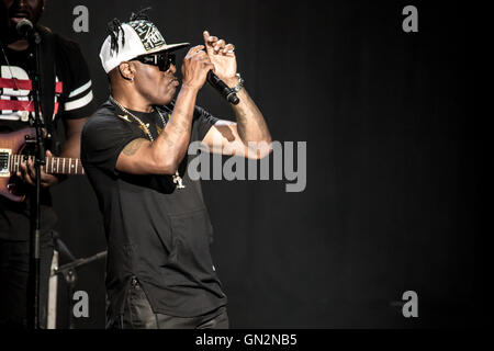 Clarkston, Michigan, USA. 19th Aug, 2016. COOLIO performing on the ''I Love The 90's Tour'' at DTE Energy Music Theatre in Clarkston, MI on August 19th 2016 © Marc Nader/ZUMA Wire/Alamy Live News Stock Photo