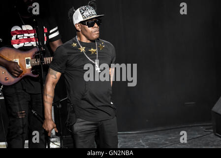 Clarkston, Michigan, USA. 19th Aug, 2016. COOLIO performing on the ''I Love The 90's Tour'' at DTE Energy Music Theatre in Clarkston, MI on August 19th 2016 © Marc Nader/ZUMA Wire/Alamy Live News Stock Photo