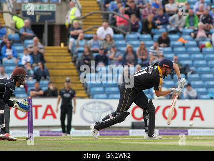 Headingley Carnage Stadium,Leeds, UK.  Sunday 28th August 2016.   Jonny Bairstow of Yorkshire batting against Surrey during the Royal London One Day Cup Semi Final between Yorkshire Vikings and Surrey  Picture by Stephen Gaunt/Touchlinepics.com/Alamy Live News Stock Photo