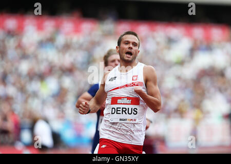 Michal Mateusz DERUS winning the T47 100m at the IPC Anniversary Games, Queen Elizabeth Olympic Park, Stratford, London, UK. Stock Photo