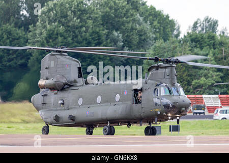 Royal Air Force (RAF) Boeing Chinook HC2 twin rotor heavy lift transport Helicopter. Stock Photo