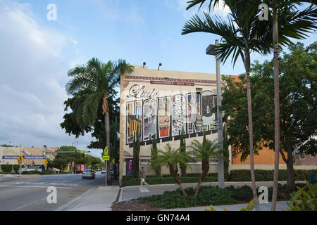 WELCOME TO LITTLE HAVANA SIGN MURAL (©UNATTRIBUTED)  EIGHTH STREET LITTLE HAVANA NEIGHBORHOOD MIAMI FLORIDA Stock Photo