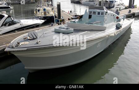 AJAXNETPHOTO. 23RD MARCH, 2012. PORTSMOUTH, ENGLAND. - RESTORED WWII MOTOR GUN BOAT - RESTORED SECOND WORLD WAR MGB 81 (EX MTB 416)  AT GUNWHARF QUAY. VESSEL WAS DESIGNED BY GEORGE SELMAN AND BUILT BY BRITISH POWERBOATS AT HYTHE.  PHOTO:JONATHAN EASTLAND/AJAX  REF: D122603 2177 Stock Photo