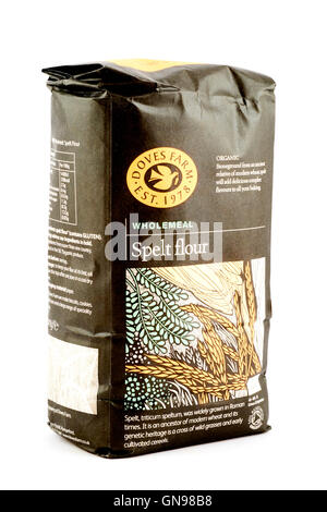 Doves Farm Organic Wholemeal Spelt Flour Stock Photo