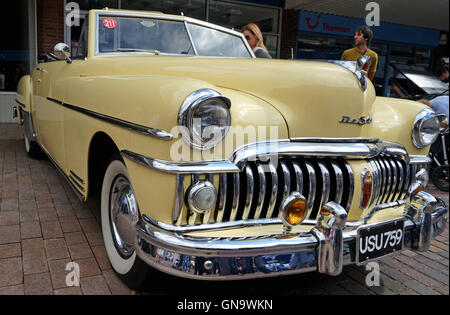 Ormskirk, UK. 28th Aug, 2016. A wide variety of classic and vintage cars and motorbikes were on show at MotorFest in Ormskirk, England on Sunday, August 28th, 2016. Cars included Jaguars, Ferraris, bubble cars and stock cars. There was even a DeLorean. Credit:  Pak Hung Chan/Alamy Live News Stock Photo