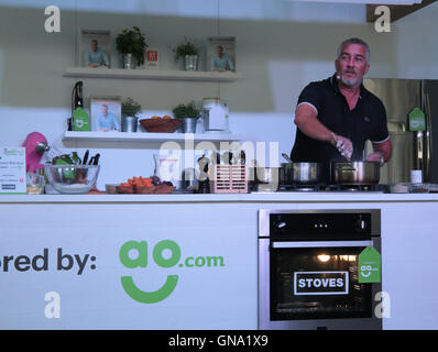 London, UK. 29th August, 2016 Hampton Court Palace bathed in sun this bank holiday held the BBC Good Food Show.Pul Holywood was on the stage doing a live cooking demostration,and interviewed in the stage Credit:  Paul Quezada-Neiman/Alamy Live News Stock Photo