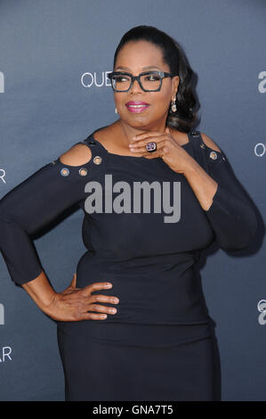 Burbank, CA, USA. 29th Aug, 2016. 29 August 2016 - Burbank, California. Oprah Winfrey. Premiere of OWN's ''Queen Sugar'' held at Warner Bros. Studio Lot. Photo Credit: Birdie Thompson/AdMedia Credit:  Birdie Thompson/AdMedia/ZUMA Wire/Alamy Live News Stock Photo