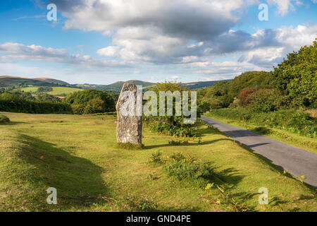 A standing stone commemorating the Silver Jubilee of Queen Elizabeth at Leusdon on Dartmoor Stock Photo