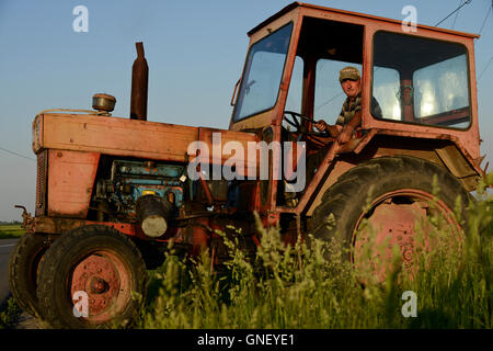 File:UTB tractor somewhere in Romania.jpg - Wikimedia Commons