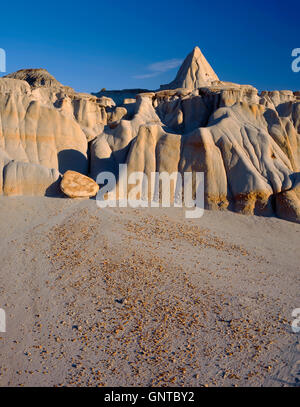 USA, North Dakota, Theodore Roosevelt National Park, Pedestals or rain pillars consist of hard sandstone slabs called caprocks. Stock Photo