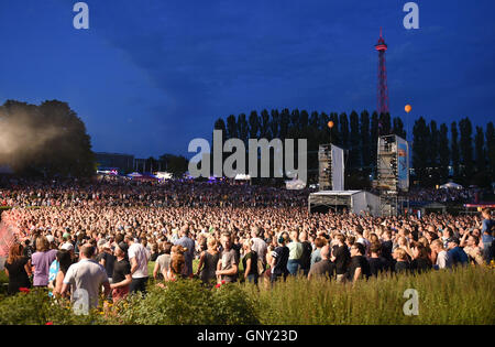 Berlin, Germany. 1st Sep, 2016. Fans celebrating during the performance of the band 'Die Fantastischen Vier' during their tour start at the IFA Sommergarten in Berlin, Germany, 1 September 2016. PHOTO: BRITTA PEDERSEN/dpa/Alamy Live News Stock Photo