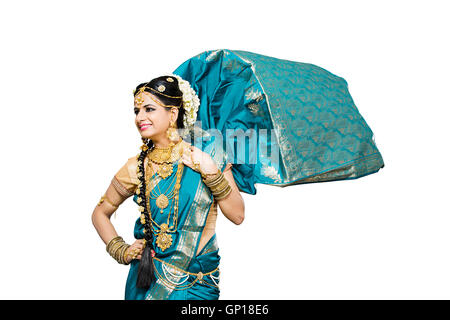 Beautiful Smiling Indian Bride Posing Jewelry Stock Photo 1115038322 |  Shutterstock