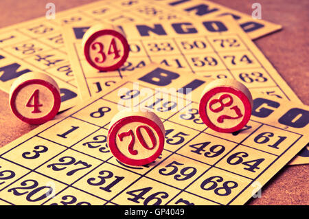 vintage bingo cards and markers Stock Photo