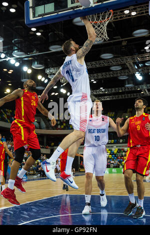Copperbox Arena, London, UK, 3rd September 2016. Gareth Murray (11) under the basket for GB with Stojanovski (9) and Travis (24) defending for Macedonia. Great Britain face the team from Macedonia in the Euro Basket 2017 qualifiers under head coach Joe Prunty, as they aim to return for their 4th Final Round appearance in the last 5 tournaments.Team GB win 96:79 Credit:  Imageplotter News and Sports/Alamy Live News Stock Photo