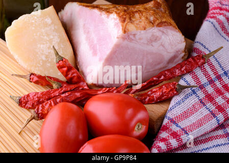 Real Spaghetti all'Amatriciana recipe, with guanciale, tomato, chili peppers, pecorino cheese and spaghetti Stock Photo