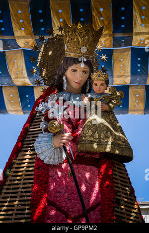 Valencia, Spain - March 16, 2008 - The Fallas Festival, feast of Saint Joseph with the floral offering to the Virgin Mary Stock Photo