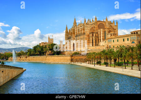 La Seu, the gothic medieval cathedral of Palma de Mallorca, Spain Stock Photo