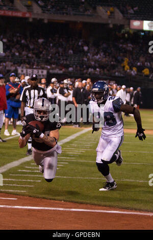 San Francisco 49ers wide receiver Pierre Garcon (15) romps toward the  endzone unmolested on a 24 yard pass from quarterback Nick Mullens (4) in  the first quarter against the Oakland Raiders at