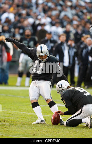 Kansas City Chiefs place-kicker Harrison Butker (7) stands on the ...