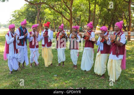 Tribal musical instruments, Jagdalpur, Bastar, Chhattisgarh, India ...