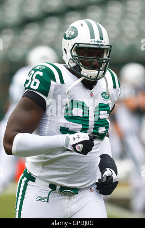 New York Jets MUHAMMED WILKERSON sacks Buffalo Bills QB TYROD TAYLOR -  11.12.15