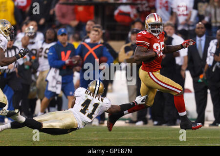 June 01, 2017 - New Orleans Saints strong safety Kenny Vaccaro (32) in  action during the organized team activities at the New Orleans Saints  Training Facility in Metairie, LA. Stephen Lew/CSM Stock Photo - Alamy