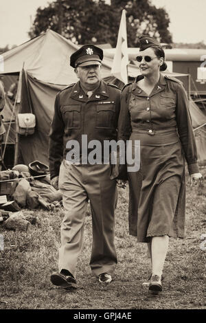 American Officer with his girl in war torn England during WW11 Stock Photo