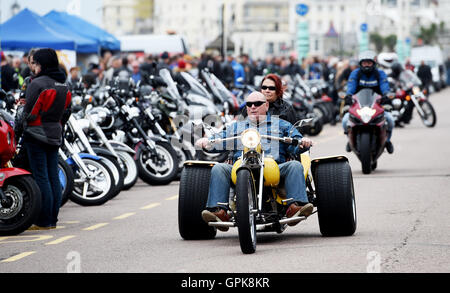 Brighton UK 4th September 2016 - Thousands of bikers and rockers from around the world take part in the annual Ace Cafe Reunion Brighton Burn Up event held on the seafront today . Motorcyclists and rockers converge on Madeira Drive on the seafront every year to celebrate the famous Ace Cafe in London with bands playing and hundreds of stalls selling memorabilia   Credit:  Simon Dack/Alamy Live News Stock Photo