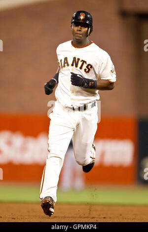 July 27, 2010; San Francisco, CA, USA;  San Francisco Giants shortstop Edgar Renteria (16) rounds the bases after hitting a two run home run off of Florida Marlins relief pitcher Brian Sanches (not pictured) during the eighth inning at AT&T Park. Stock Photo