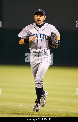 Ichiro hitless as Mariners beat Yomiuri 6-4 in exhibition