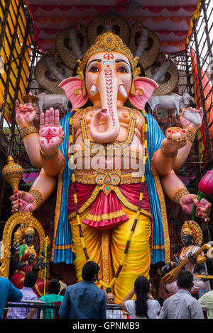 Tallest Ganesh Idol in Hyderabad Stock Photo - Alamy