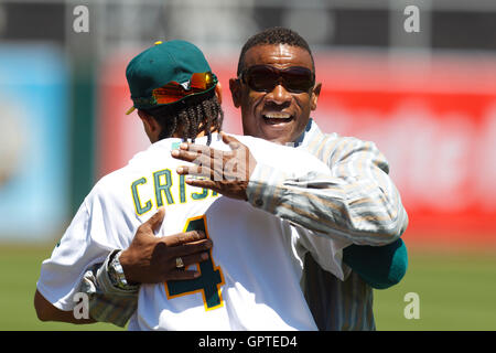 Ricky henderson baseball hi-res stock photography and images - Alamy