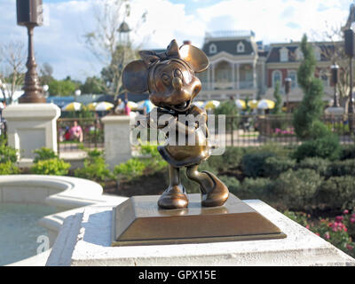 Orlando, Florida. March 5th, 2015. The Minnie Mouse statue in its new location in the new hub of Magic Kingdom, Disney World Stock Photo